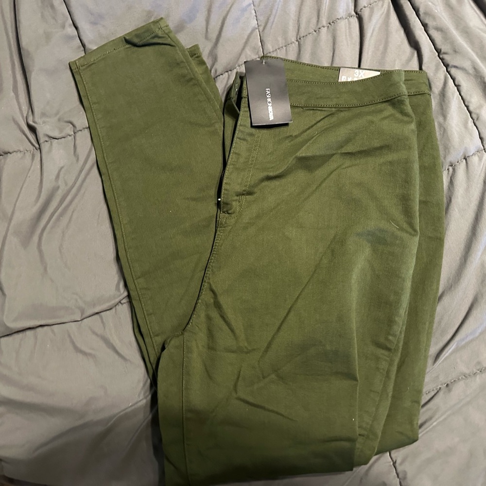 NEW Women's Plus Fashion Nova Green Jeggings - 3XL - XXXL - Stretch Pants